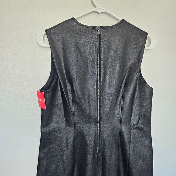 NWT Spanx | II Fitted Dress Faux Leather Luxe Black Dress, Womens Small - Picture 9 of 12